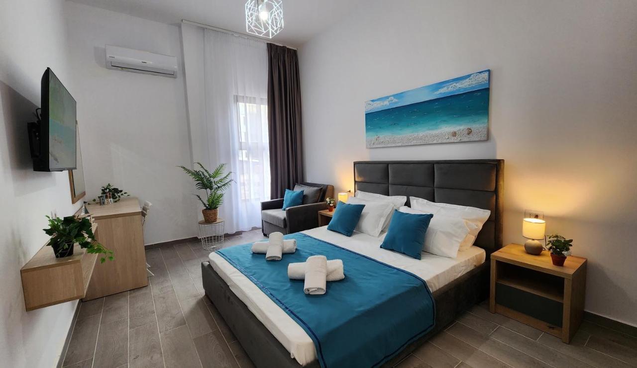 Solar Rooms And Apartments Himare Exterior photo